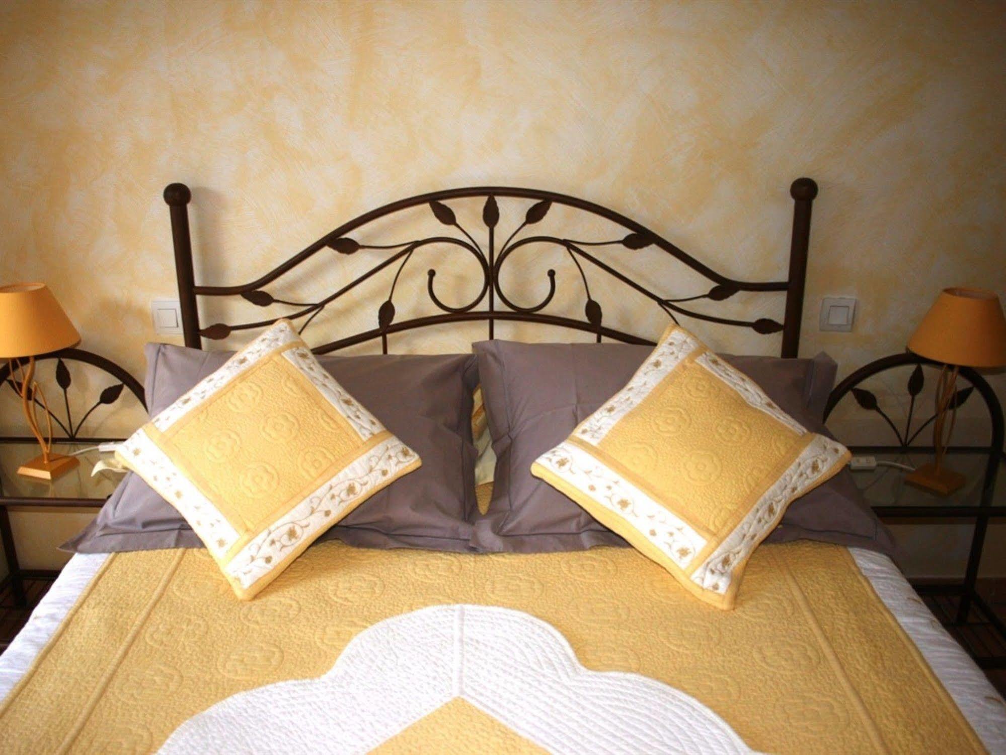 Bed and Breakfast Mas Saint-Ange Lunel  Exteriér fotografie